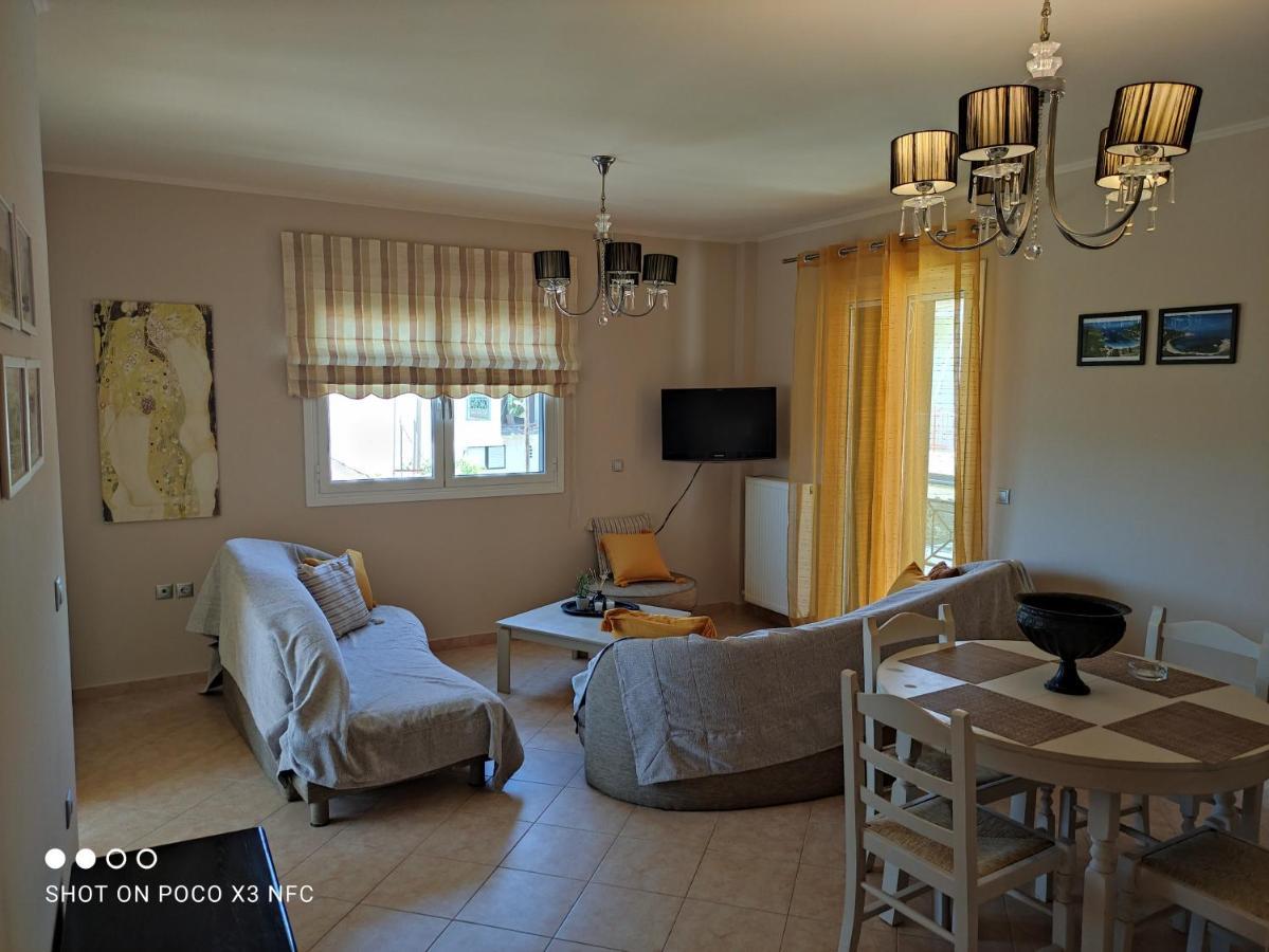 Eliza Apartment Lixouri Esterno foto
